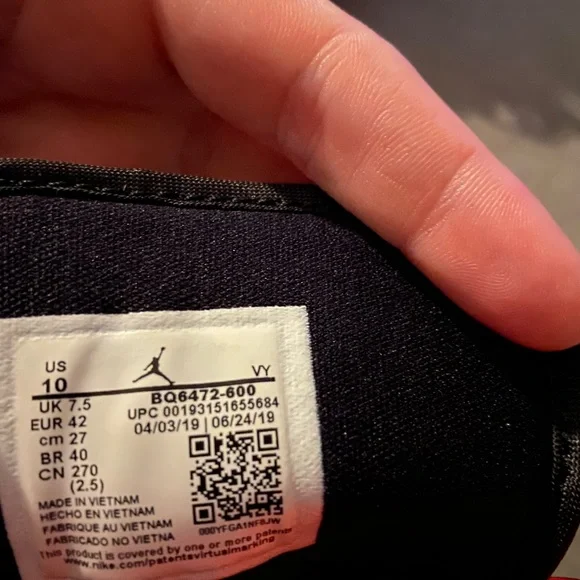 Air Jordan 1 Mid - Picture 4 of 4